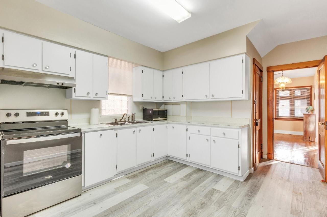 "New Listing" Spacious 3 Bedroom Large Home Close To Downtown, Oakland, & East Liberty! Home Питтсбург Экстерьер фото